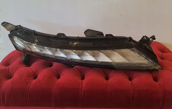 Mitsubishi Eclipse Cross LED Daytime headlight EDM92206010