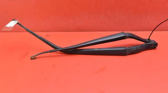 Mazda 3 II Front wiper blade arm