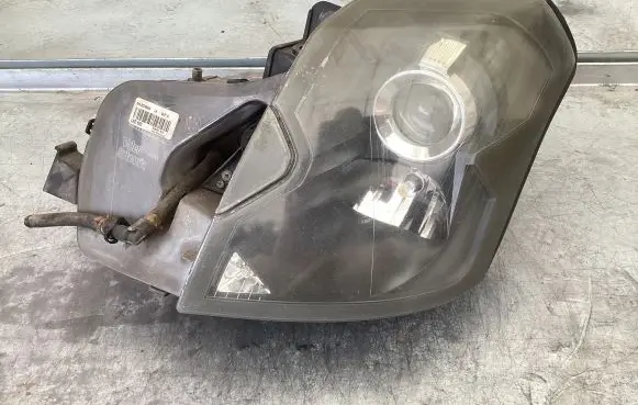 Cadillac CTS Headlight/headlamp