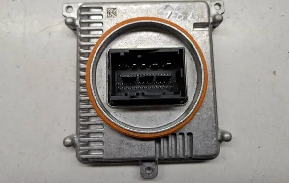 Skoda Octavia Mk4 Headlight ballast module Xenon 992941572C 992941572CJ