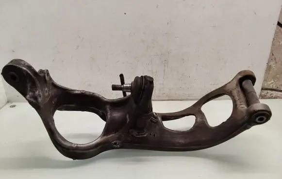 Citroen C5 Front lower control arm/wishbone 961544780