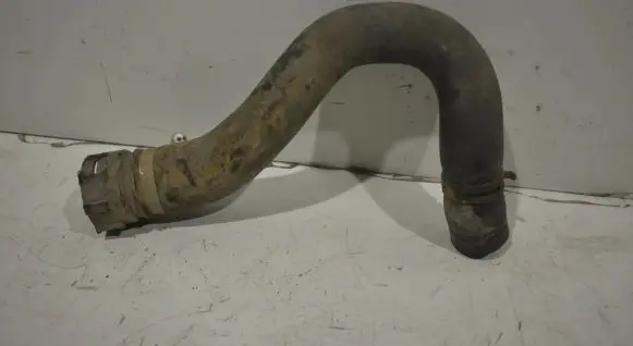 Audi A6 S6 C6 4F Engine coolant pipe/hose