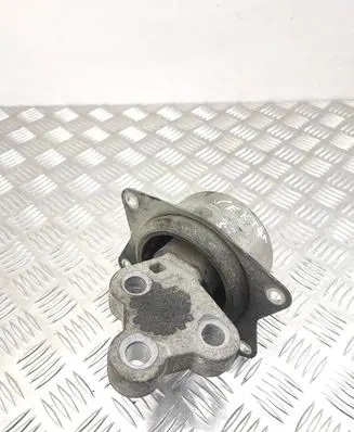 Opel Signum Engine mount bracket V04643