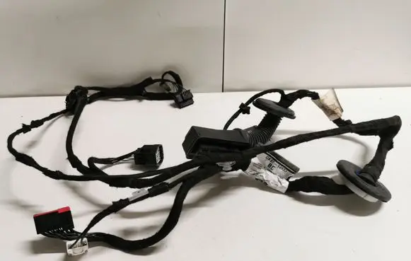 Land Rover Range Rover Sport L494 Rear door wiring loom DK6214632BE