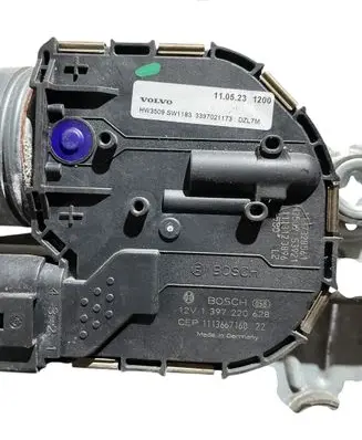 Front wiper linkage and motor