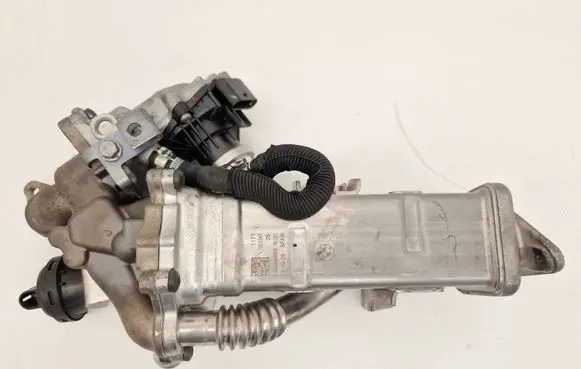 BMW 3 F30 F35 F31 EGR valve cooler 7822347 1171 00391