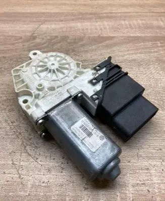 Volkswagen PASSAT B6 Rear door window regulator motor 993424200 1K0959703P
