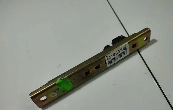 Citroen Xsara Seat belt adjustment rail 2C0S4850