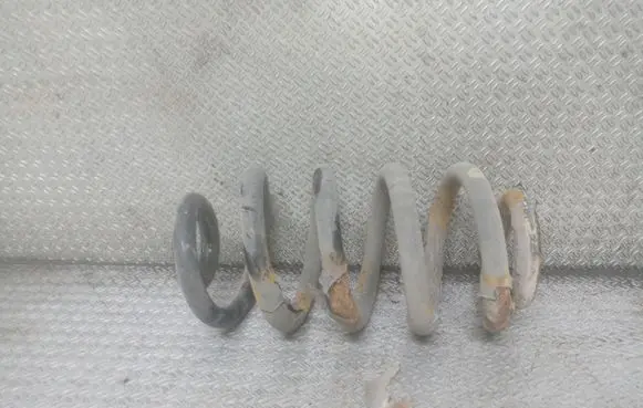 Audi A6 S6 C6 4F Rear coil spring
