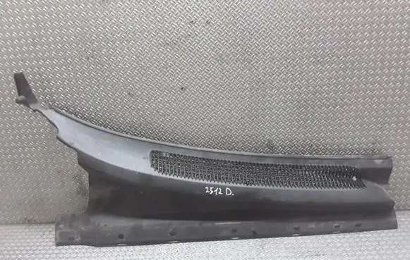 Hyundai Terracan Wiper trim