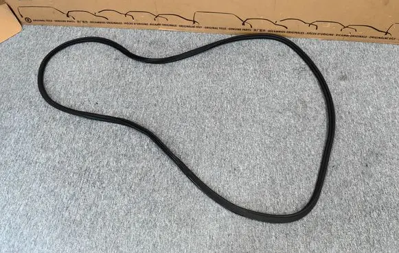 Audi Q8 Trunk rubber seal (body) 4M8827705B
