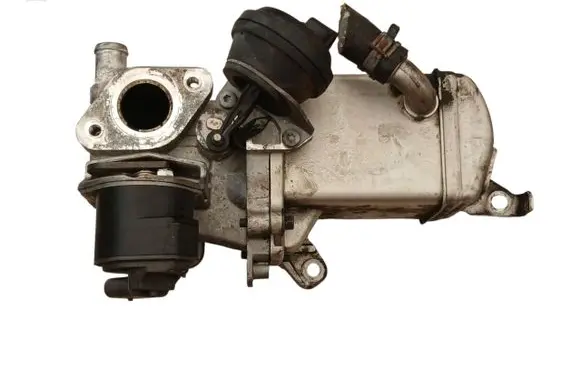 Volvo V40 EGR valve cooler P32203034