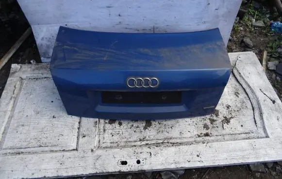 Audi A4 S4 B6 8E 8H Tailgate/trunk/boot lid 8E5827755