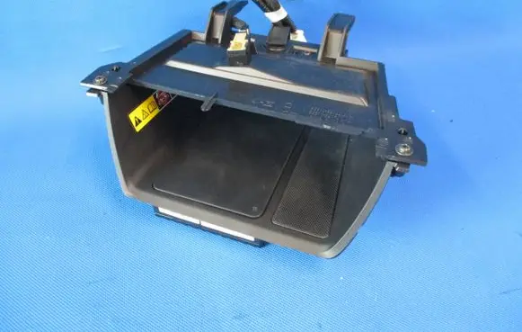Lexus LBX Wireless charging module 861C052010 CAQLMDX04D 540733