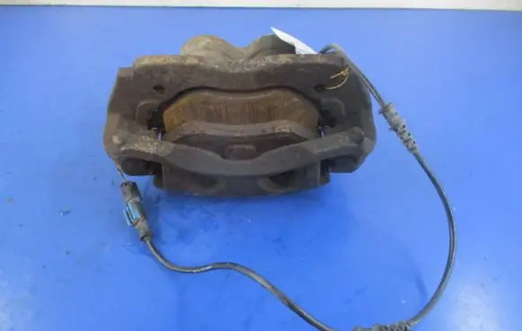 Mercedes-Benz Sprinter W906 Front brake caliper