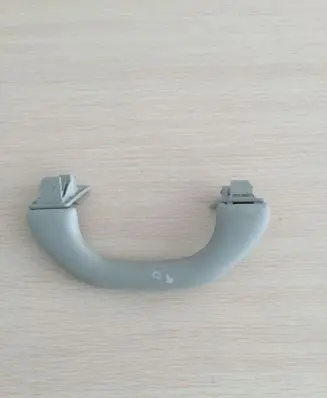 Volkswagen PASSAT B6 Rear interior roof grab handle