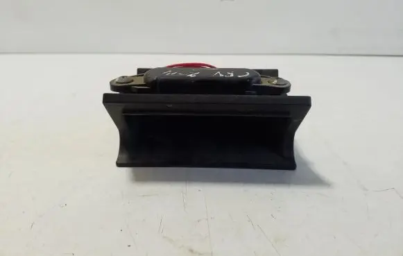 Tailgate opening switch