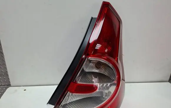 Renault Sandero I Rear/tail lights S27639603 8200734824