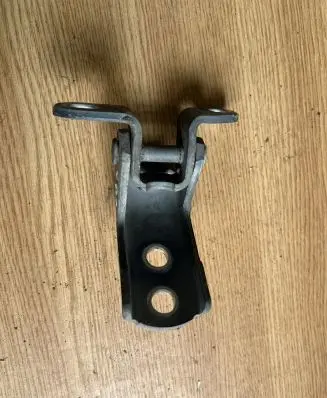 Toyota Yaris Front door upper hinge