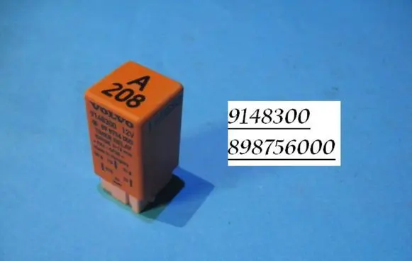 Volvo V70 Coolant fan relay 9148300 898756000