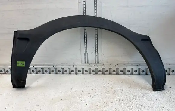 Iveco Daily 4th gen Rear arch trim 500326832 504099744 504099743
