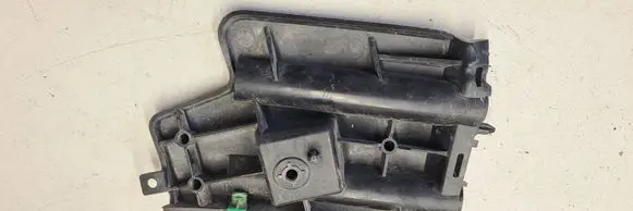 Volvo S60 Front bumper mounting bracket 30796626