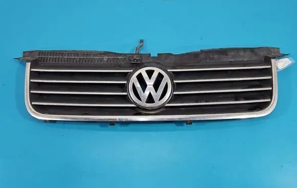 Volkswagen PASSAT B5.5 Front bumper upper radiator grill 3B0853651L IMPRK1608759