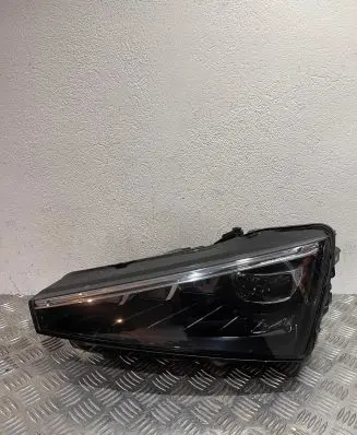 Skoda Scala Headlight/headlamp 657941015A