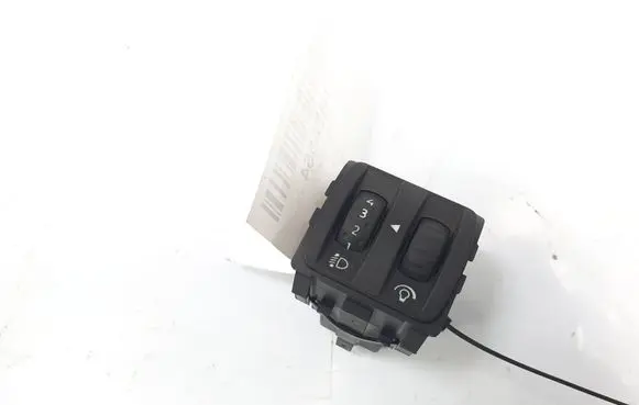 Renault Megane II Light switch 8200121805B