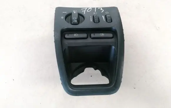 Volvo XC90 Light switch 8685452 02w39-5