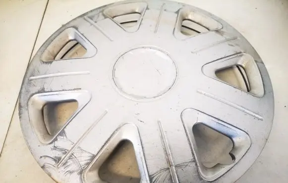 Volkswagen Golf IV R15 wheel hub/cap/trim 