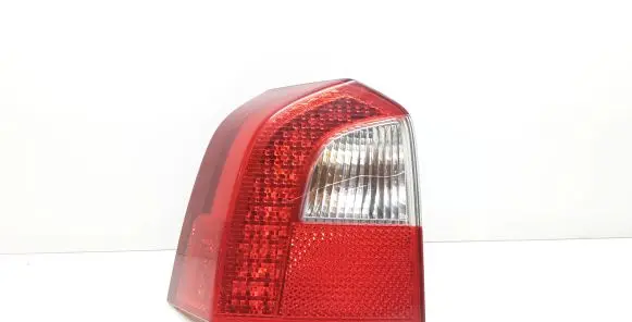 Volvo V70 Rear/tail lights 30698983