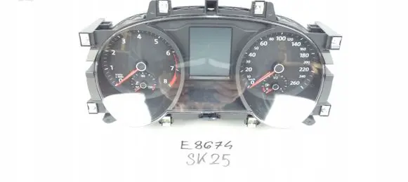Volkswagen PASSAT B8 Speedometer (instrument cluster) 3G0920740D