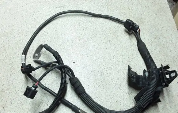 Engine installation wiring loom