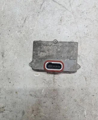 Mercedes-Benz E W211 Headlight ballast module Xenon 5DV00829000 04550304337143