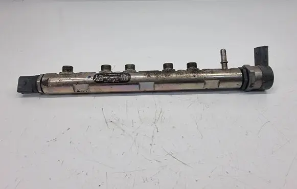 BMW 5 F10 F11 Fuel main line pipe 0445214183 7209129 023604L1
