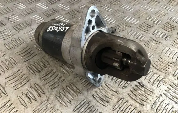 Subaru Legacy Starter motor 23300AA450 M000T30471