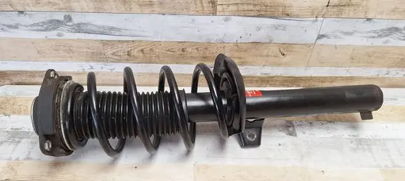 Volkswagen Jetta V Front shock absorber with coil spring 1KD412331A 1KD412331