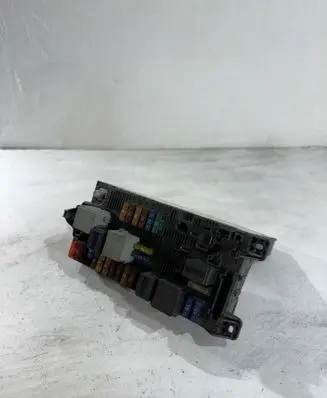 Mercedes-Benz E W211 SAM control unit 2115453901