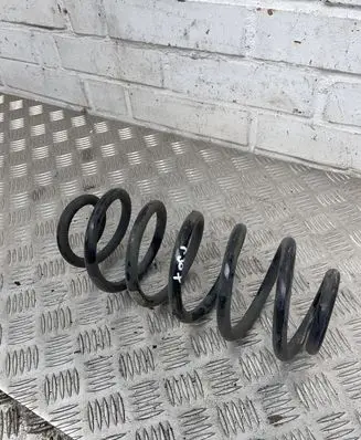 Toyota Prius+ (ZVW40) Rear coil spring