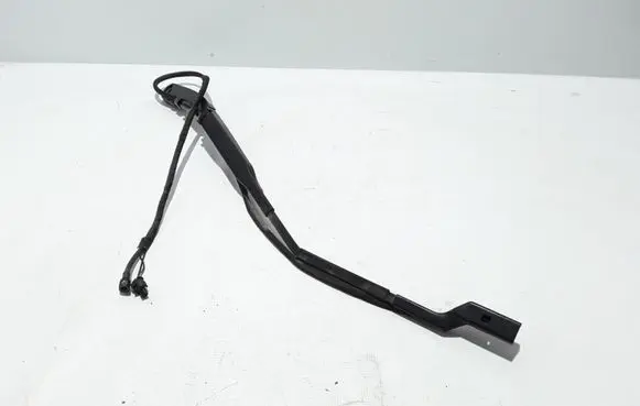 Volvo XC60 Front wiper blade arm 31416847