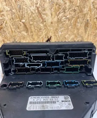 Mercedes-Benz E W212 Fuse module A2129008307 A2129020603