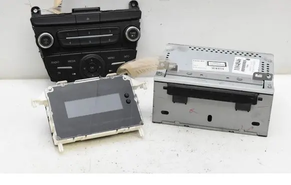 Ford Focus ST Radio/CD/DVD/GPS head unit BM5T18C815DN