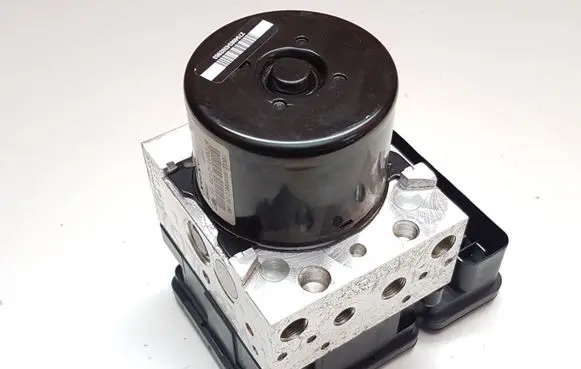 Volvo V70 ABS Pump 31423347 A426G16W056 000404972E0