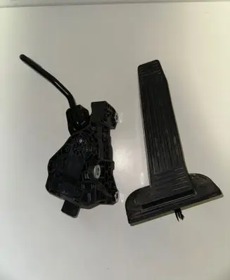 Toyota RAV 4 (XA50) Accelerator throttle pedal 7811133101