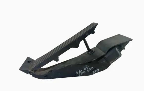 BMW 6 E63 E64 Accelerator throttle pedal 6772646