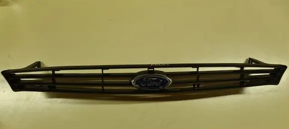 Ford Focus Front bumper upper radiator grill 98AB8200A A31042