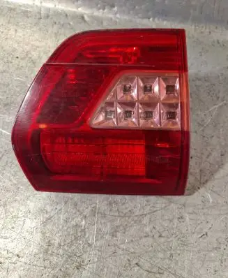 Tailgate rear/tail lights