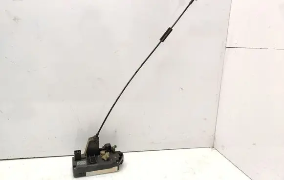 Opel Vectra B Rear door lock 90503996