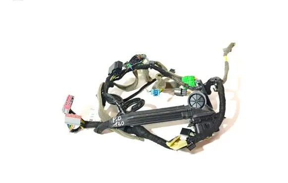 Volvo XC60 Front door wiring loom 31374750